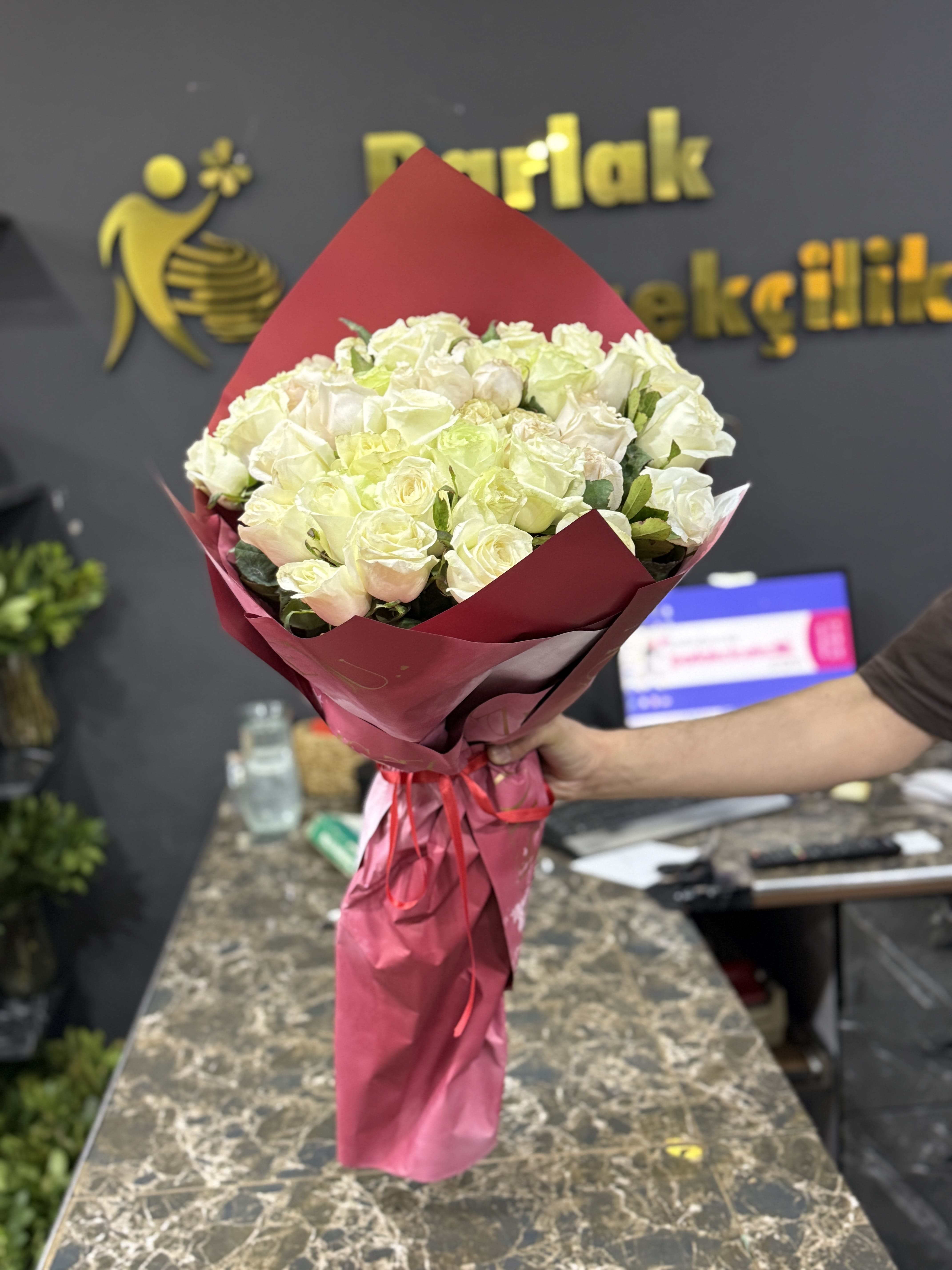 Gsterili Premium 35 Adet Beyaz Gl Buketi