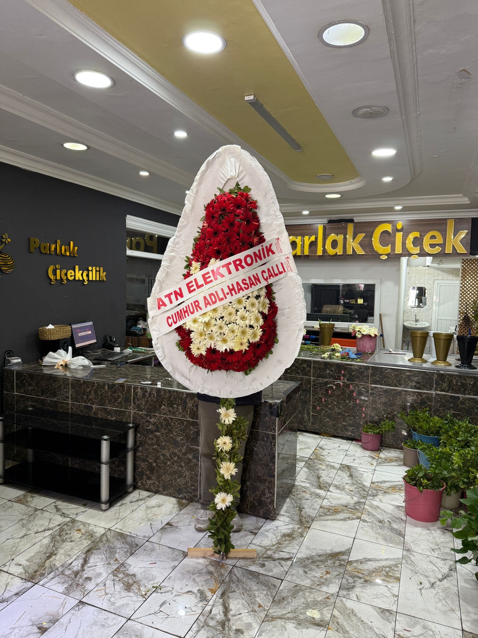 Krmz Beyaz Al Dn elenk Modeli